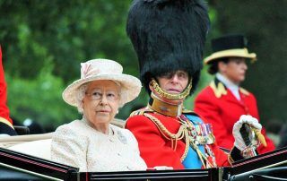 Abolir la monarquía británica sería un error