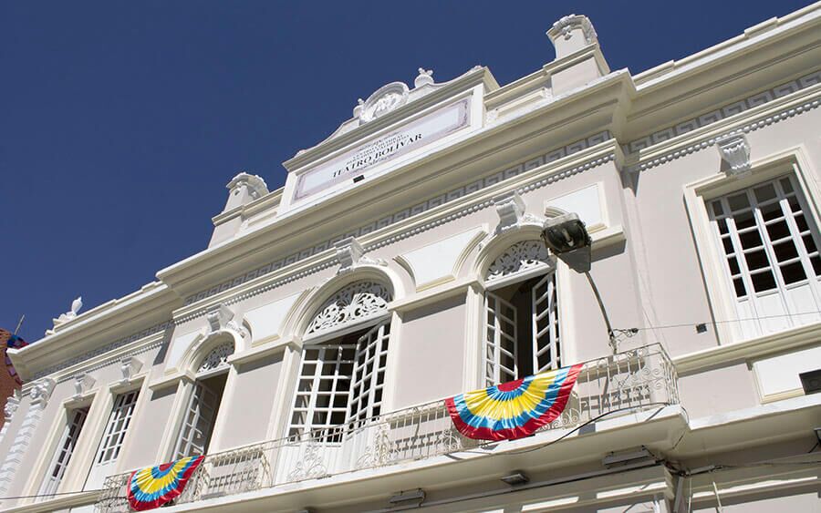 Teatro Bolivar Loja