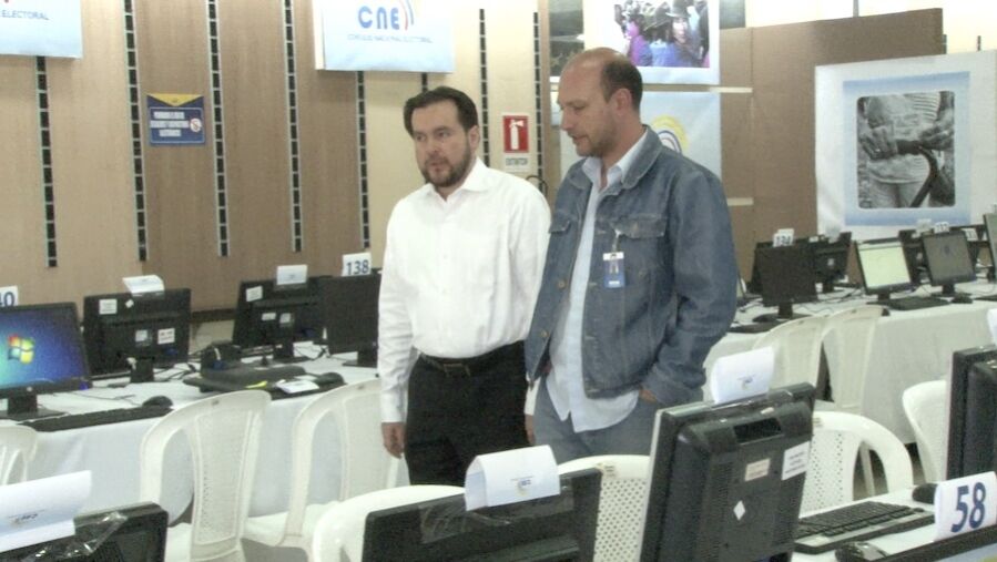 Paúl Salazar, vicepresidente del CNE