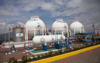 diferencia entre Petroecuador y Petroamazonas