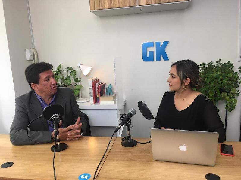 Entrevista a Patricio Javier Díaz sobre las condiciones en que los periodistas deportivos entrenan y se forman. Imagen de Ana Cristina Rea para GK.