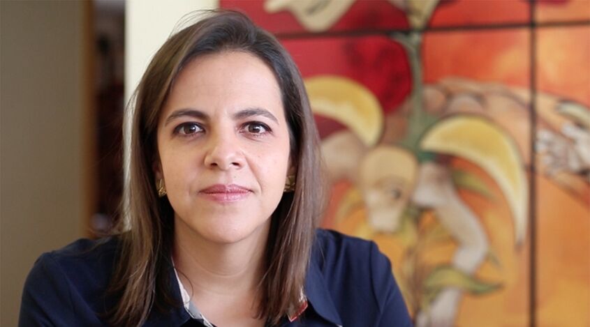 María Paula Romo no dé clases