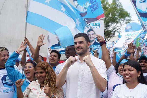 ¿Quién es Aquiles Álvarez, candidato a la Alcaldía de Guayaquil?