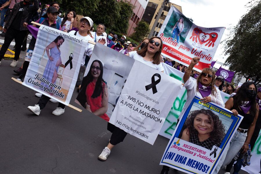 familiares de víctimas de femicidio
