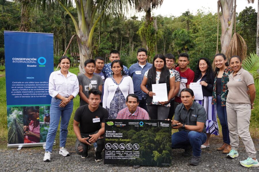 guardabosques comunitarios Achuar