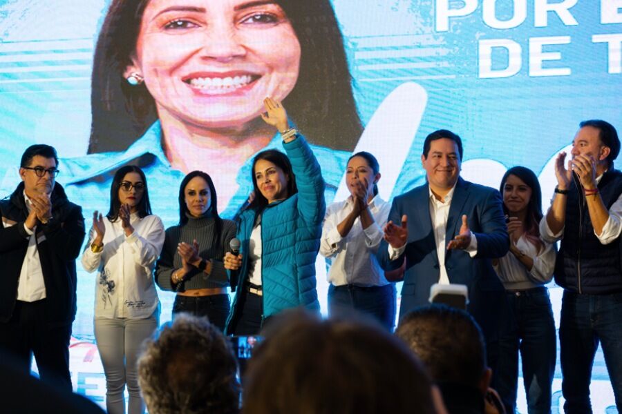 saludo de Luisa González