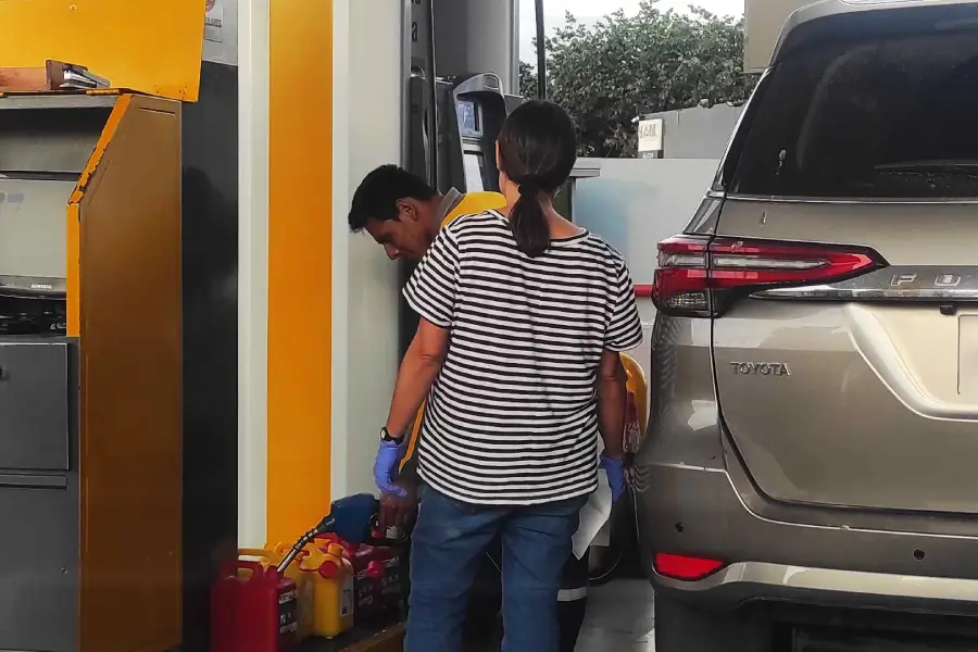 Comprar diésel para los generadores eléctricos en Ecuador.