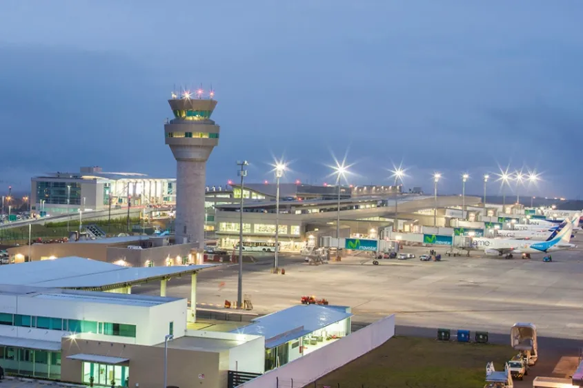 cierre del aeropuerto de Quito en 2025