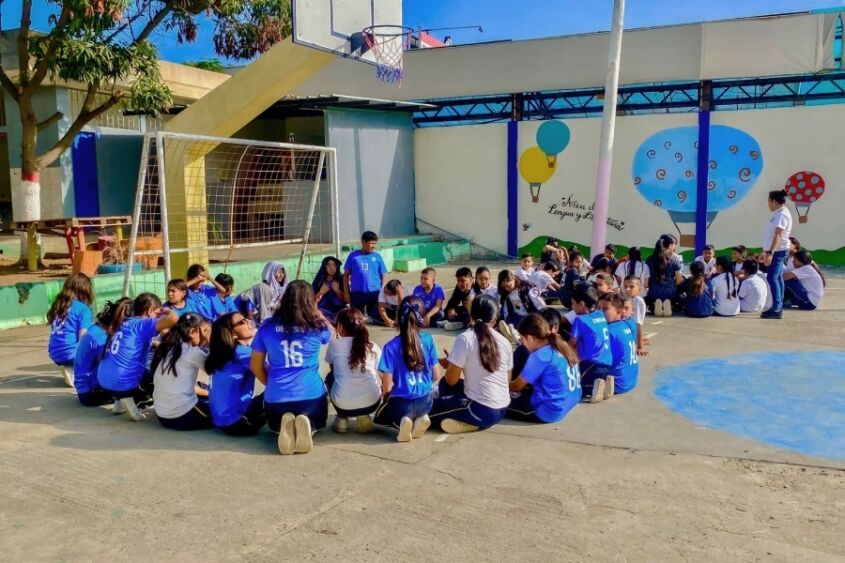 de escuela privada a una fiscal 2025